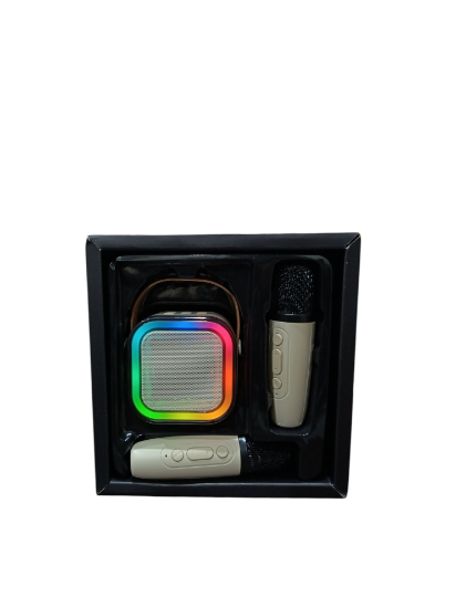 صورة سماعة مع 2 مكرفون تعطي صوت واضح مع اضاءة 